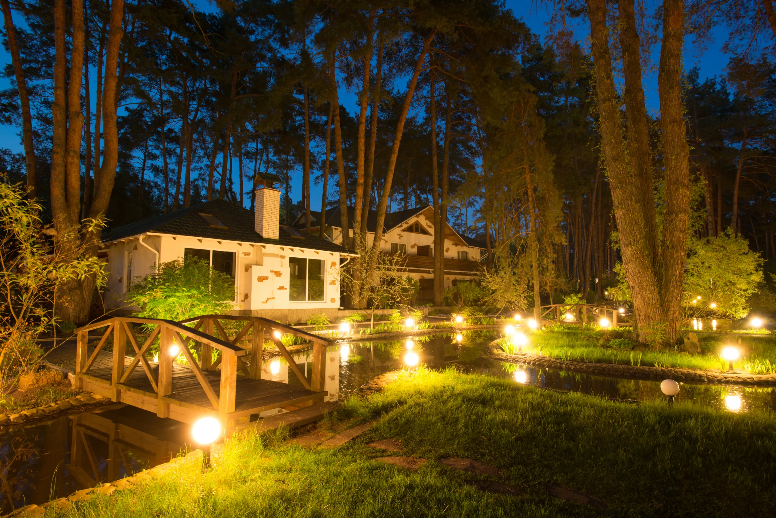 Cozy Home with a beautiful front yard